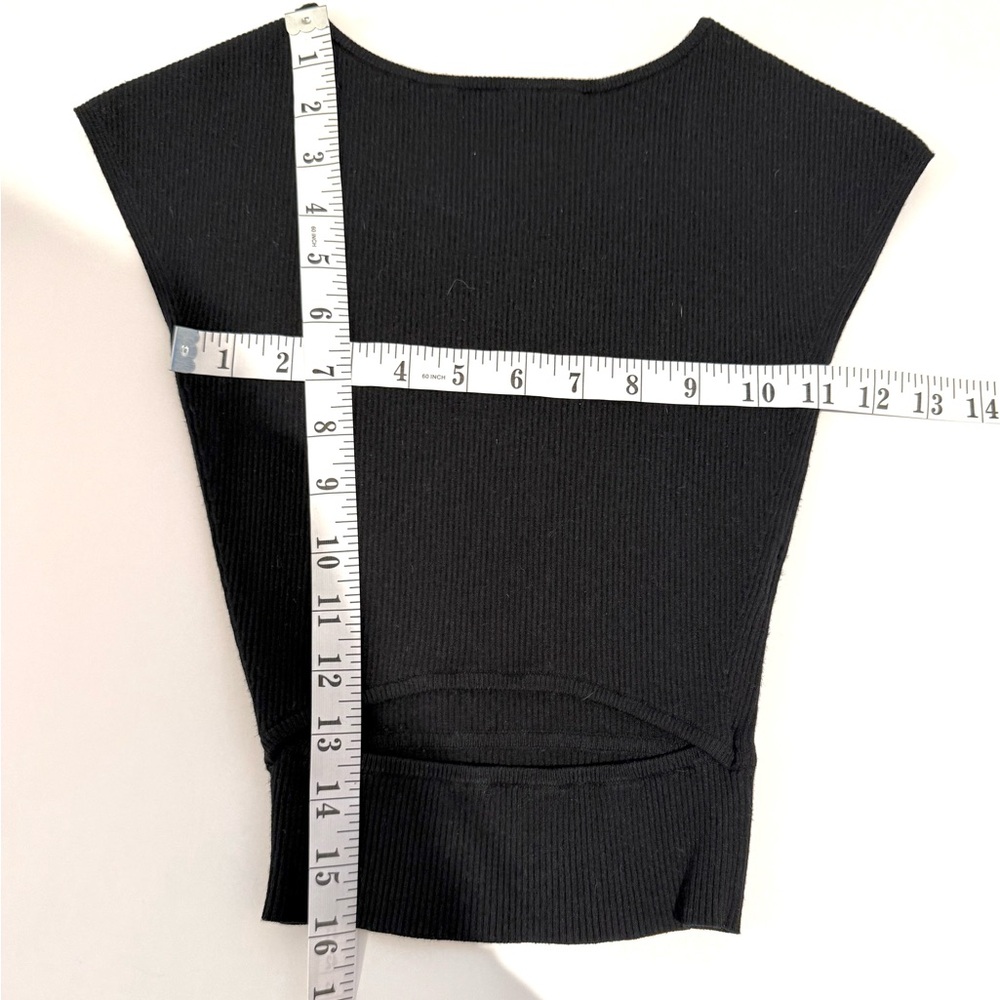 Aritzia Wilfred Yacine Cut-Out Knit Black Top XXS - Picture 11 of 11